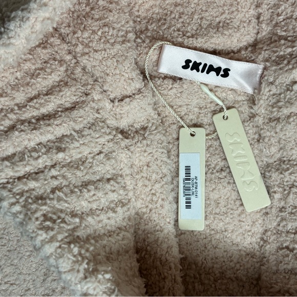 SKIMS Cozy Knit Tank & Shorts Set Dusk Pink NWT Size L/XL - Picture 4 of 5